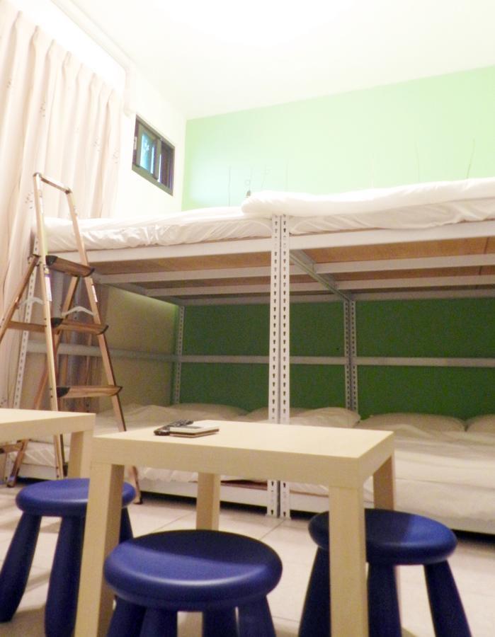Hostel Feng Chia House Taizhong Zewnętrze zdjęcie