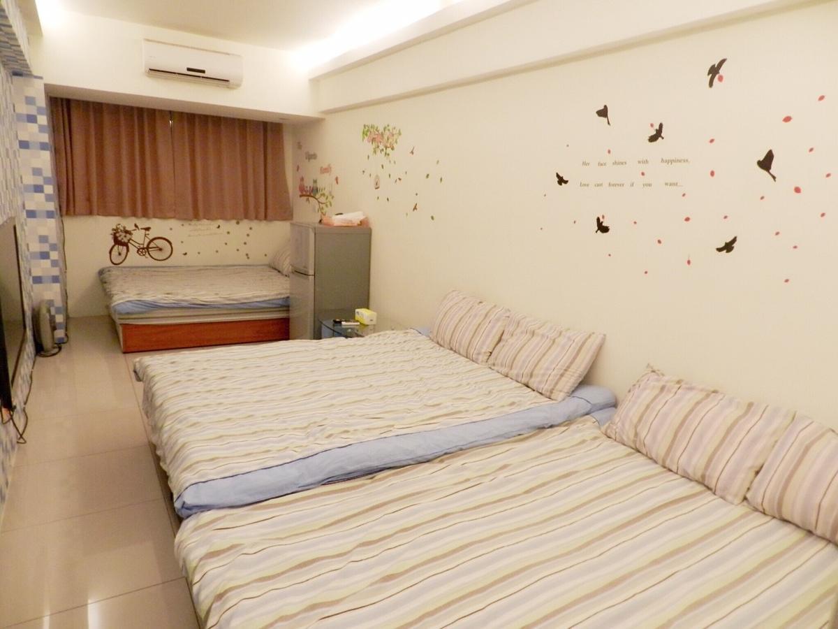Hostel Feng Chia House Taizhong Zewnętrze zdjęcie